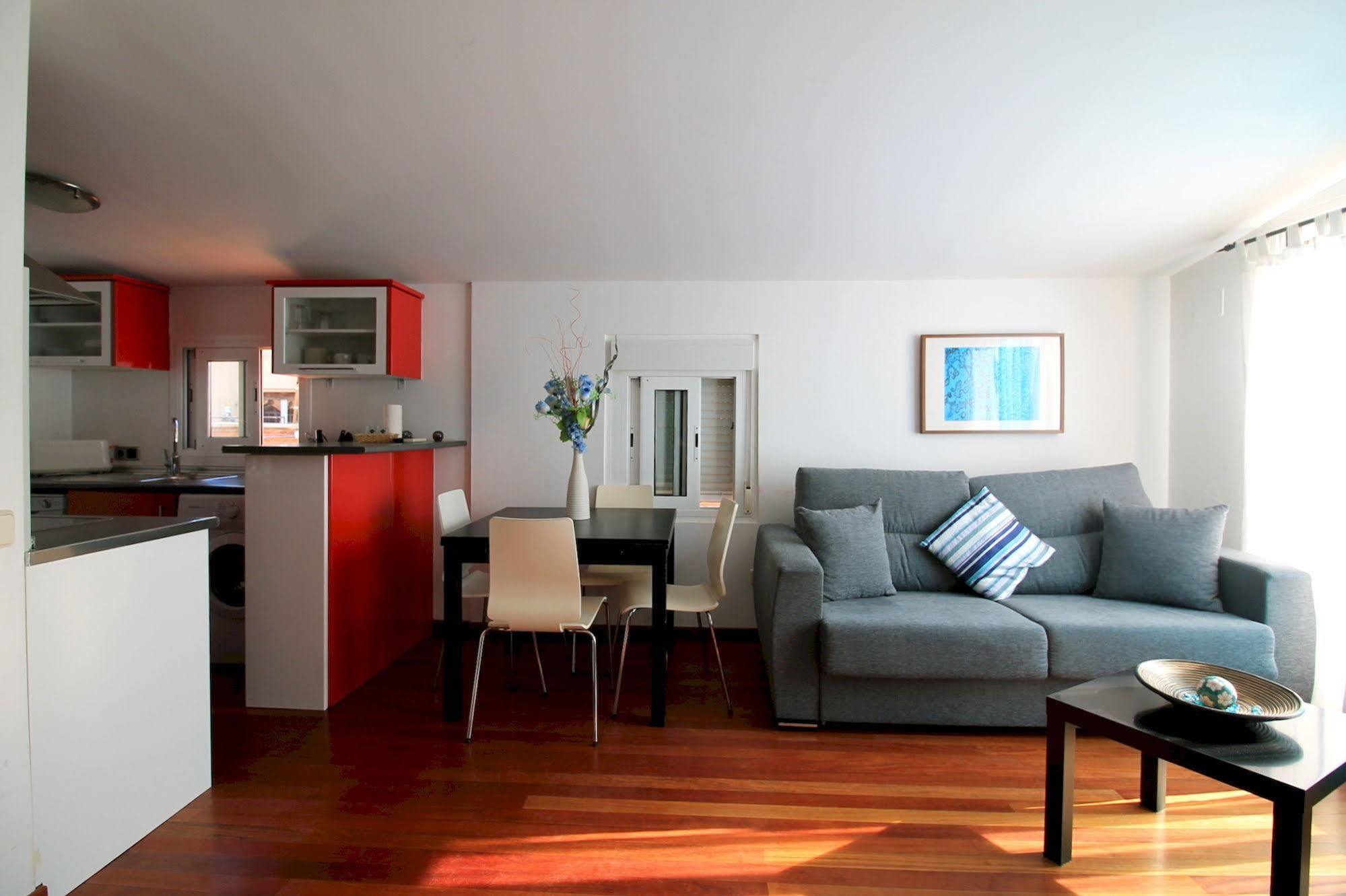 Prado Apartments Madrid Bagian luar foto