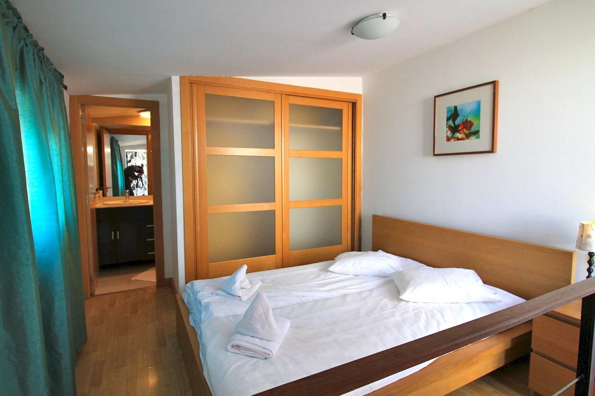 Prado Apartments Madrid Bagian luar foto