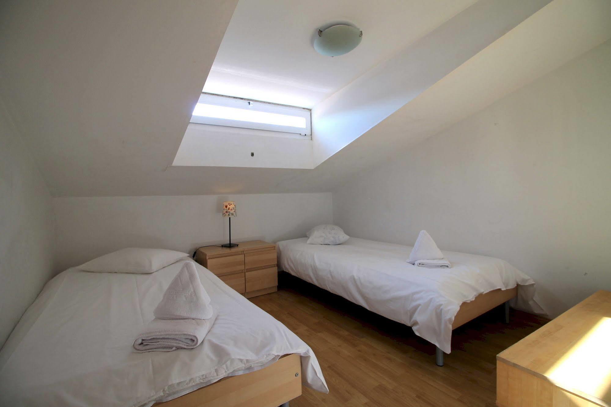 Prado Apartments Madrid Bagian luar foto